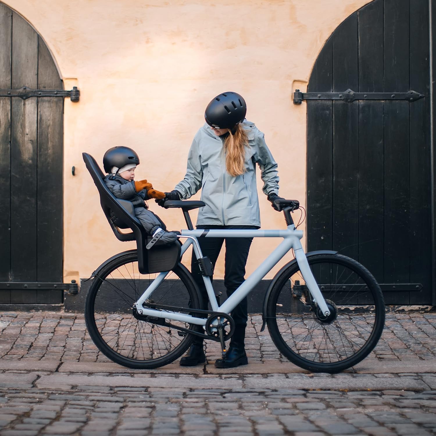 Thule Yepp 2 Maxi- Frame Mount - Black